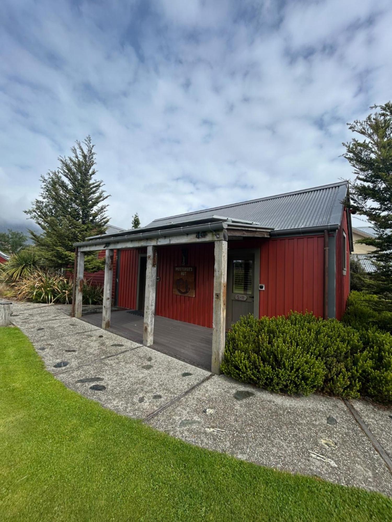 The Headwaters Eco Lodge Glenorchy Exteriör bild